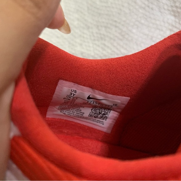 Nike Valentines Dunks ❤️ - Picture 2 of 4